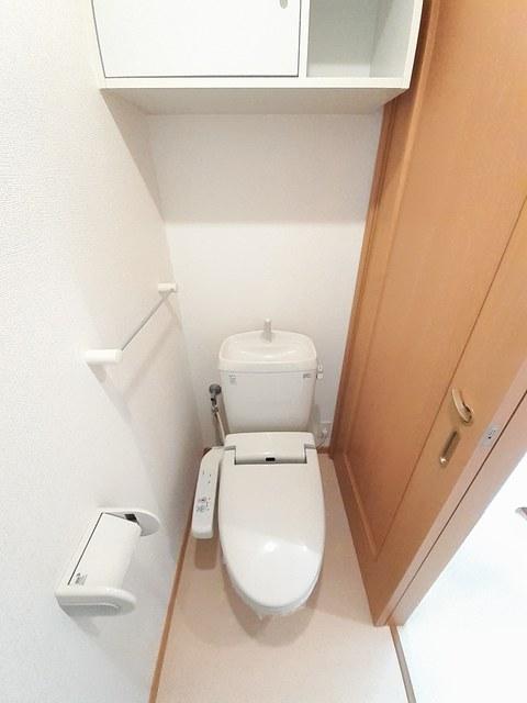 拡大写真:メゾン ド ソレイユ B 1階101のトイレ