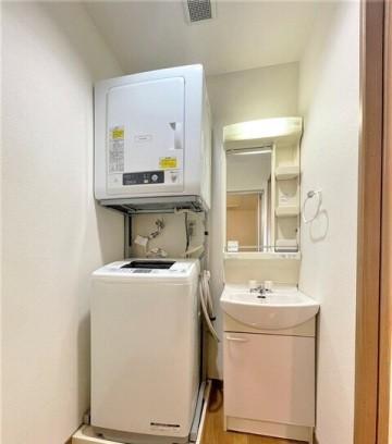 拡大写真:高松市鹿角町 2階208の洗面