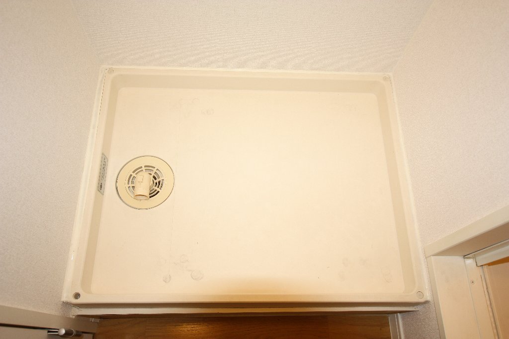 拡大写真：高松市木太町 2階204の洗濯機置場