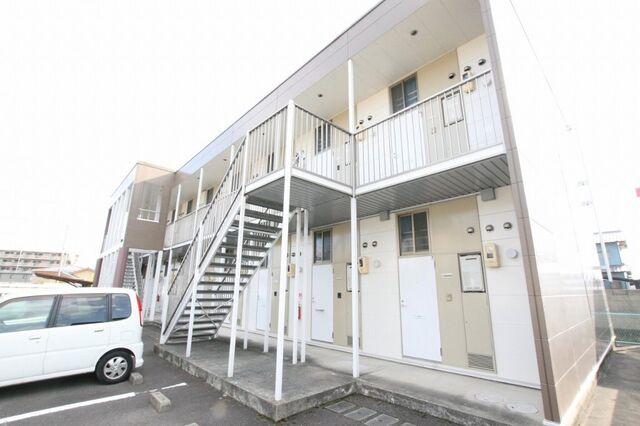 拡大写真:高松市木太町 2階204の外観写真(昼)