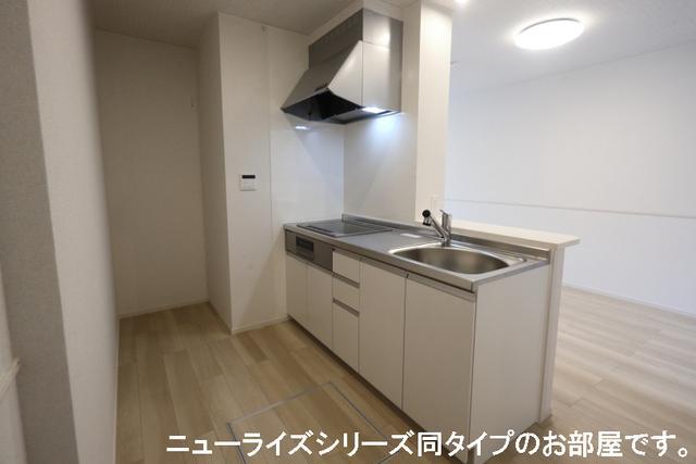 拡大写真:グラン ボヌール 1階102のキッチン