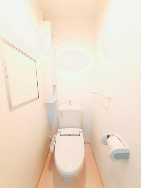 拡大写真:三豊市三野町下高瀬 2階201のトイレ