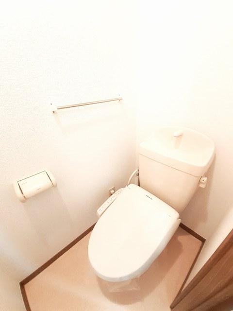 拡大写真:メゾン青山 B 2階201のトイレ
