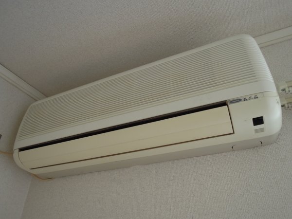 拡大写真：セルティア東貝塚 2階206のエアコン