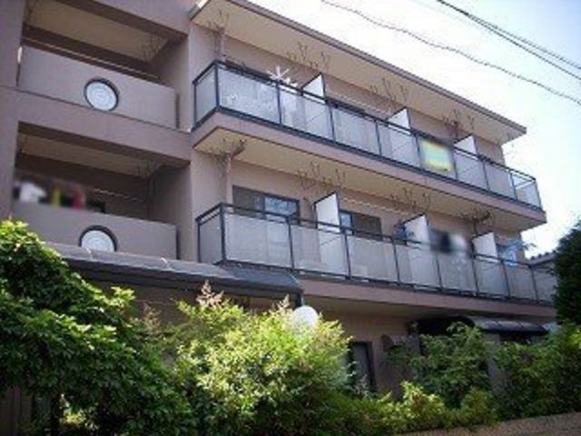 拡大写真:コートTAKUMI 2階202の外観写真(昼)