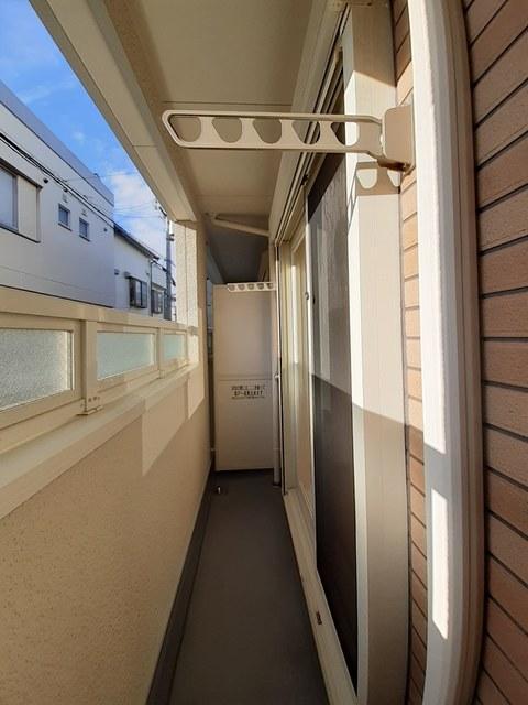 拡大写真:シャロルⅡ 1階103のベランダ