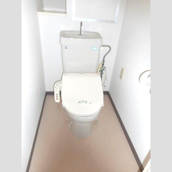 拡大写真:ホワイトウェル 4階411のトイレ
