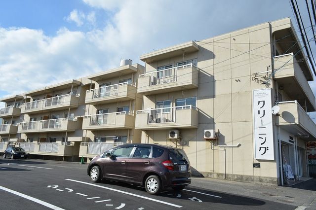 拡大写真:大池マンション 2階25の外観写真(昼)