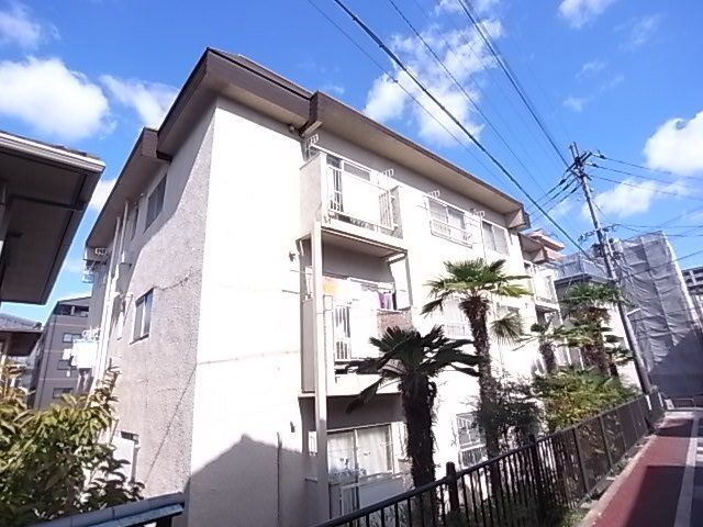 拡大写真：オレンジマンション 3階3Cの外観写真（昼）