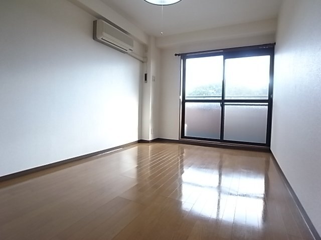 拡大写真：DH白鳥 3階0307のリビング