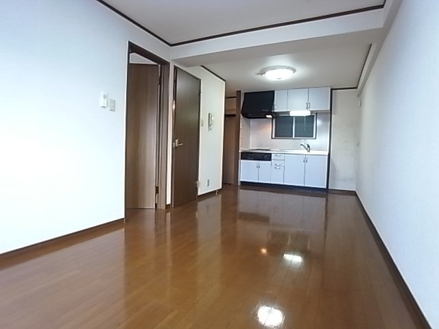 拡大写真：新栄プロパティ羽曳が丘 3階301のその他