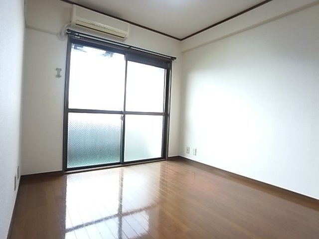 拡大写真：新栄プロパティ羽曳が丘 3階301の眺望