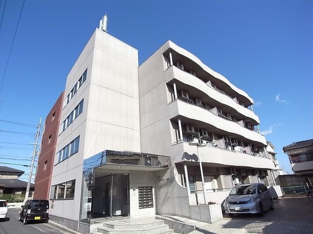 新栄プロパティ羽曳が丘の外観