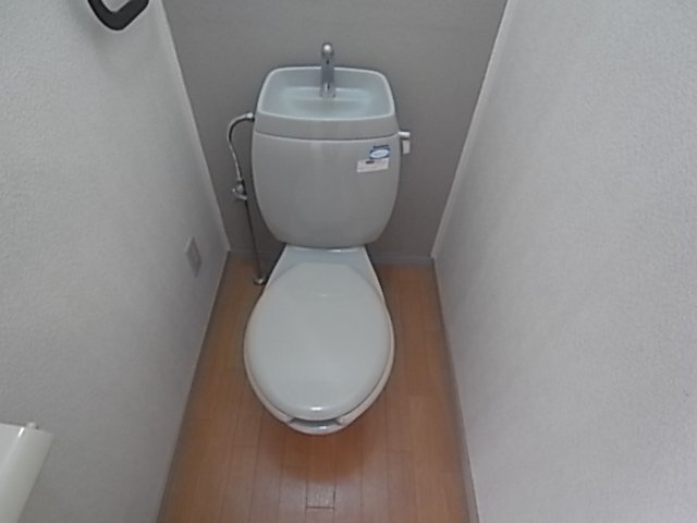 拡大写真：ライゼックス藤ヶ丘 2階B0201のトイレ