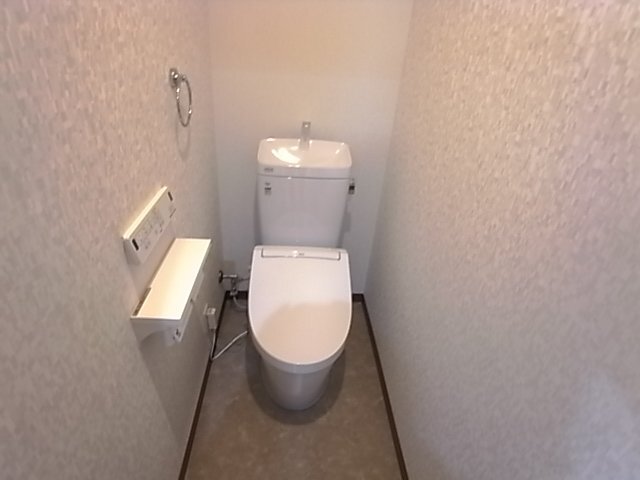 拡大写真：Kukulu EXE 古市 3階0304のトイレ