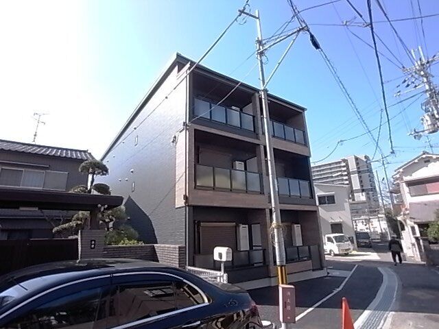 拡大写真：Kukulu EXE 古市 3階0304の外観写真（昼）