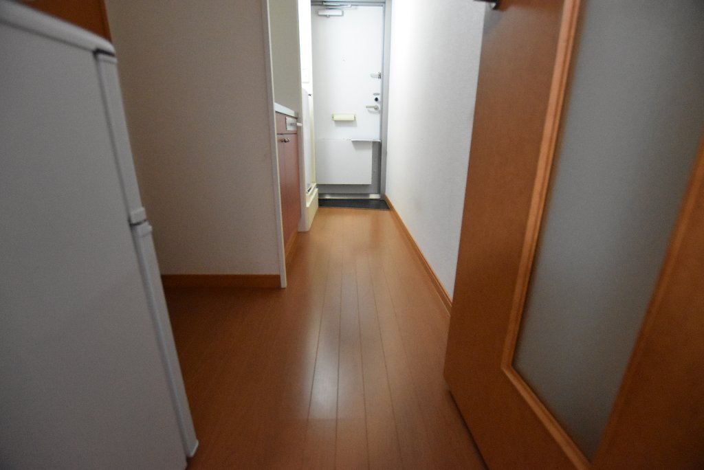 拡大写真：レオパレス本町 2階205の室内