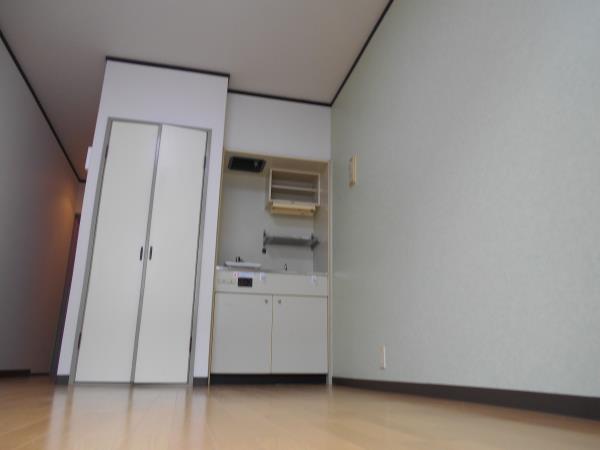拡大写真:グレープ本町 4階410の洋室