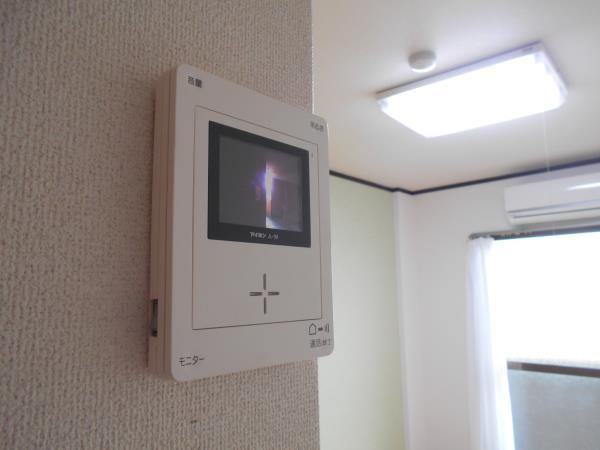 拡大写真:グレープ本町 4階410のカメラ付インターホン