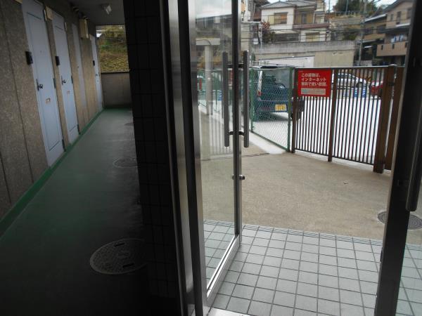 拡大写真:グレープ本町 4階410のエントランス