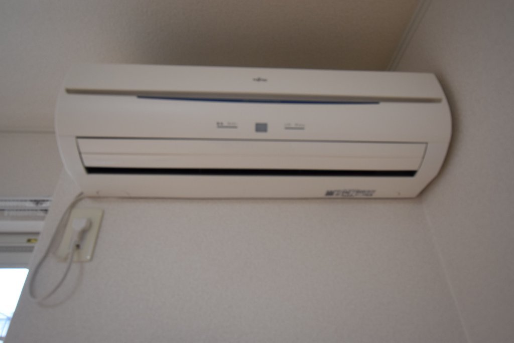 拡大写真：セレノ　アロッジオⅡ 1階102のエアコン