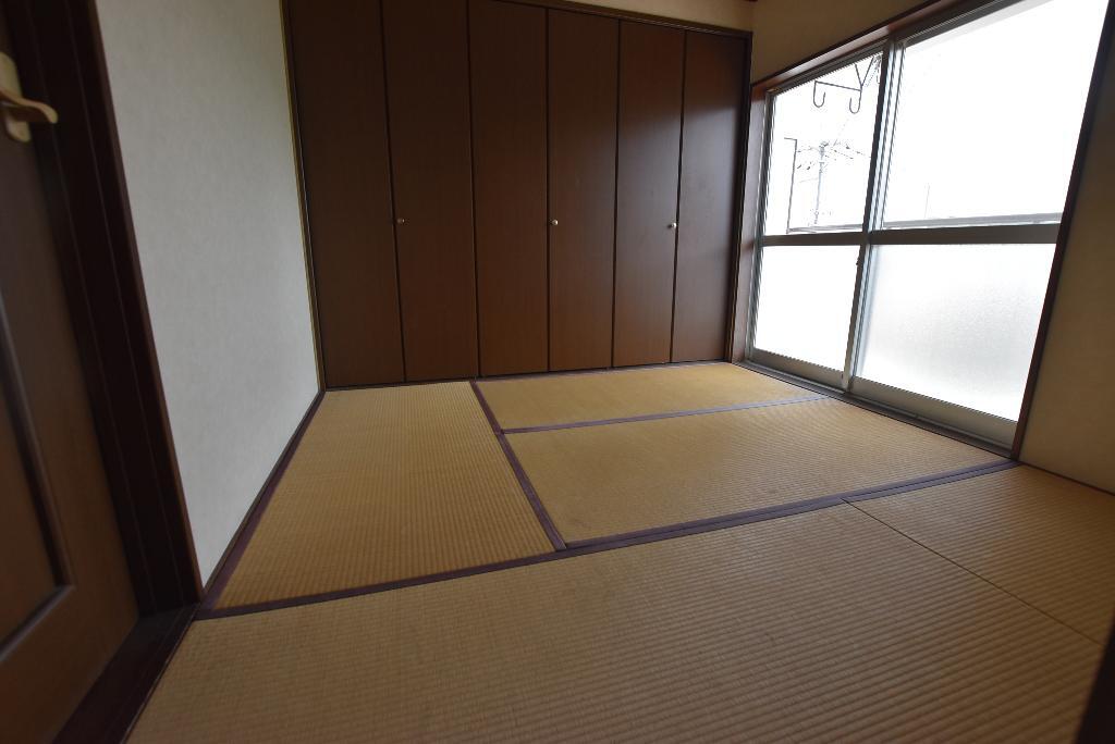 拡大写真：大清ハイツ 3階302の玄関