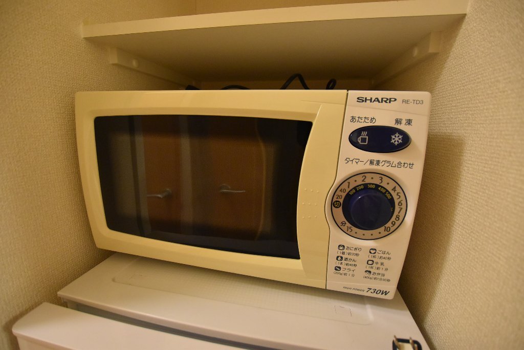 拡大写真：レオパレスライズ　フリー 4階404のキッチン