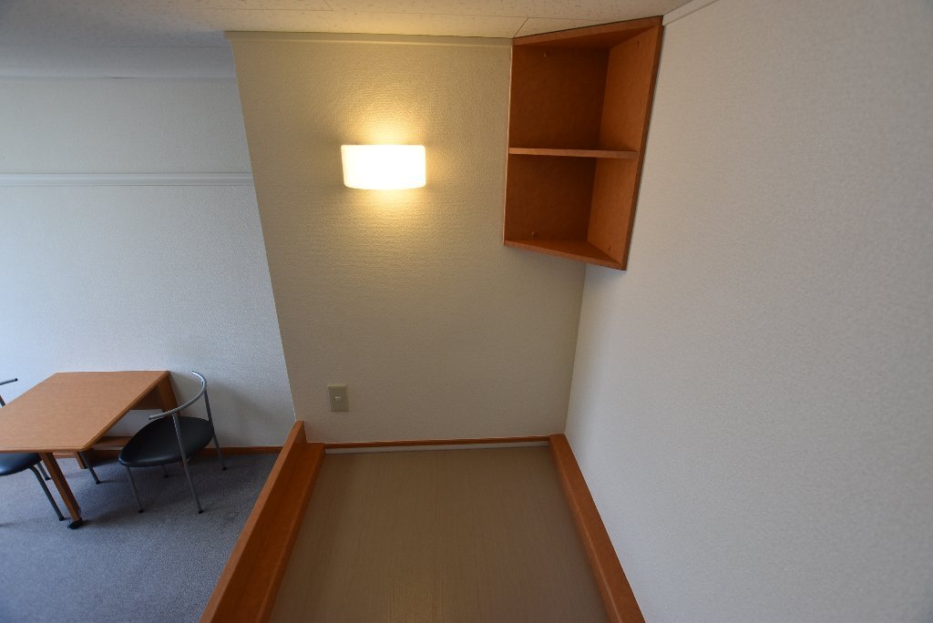 拡大写真：レオパレスラ・フォーレⅡ 2階202のベッド