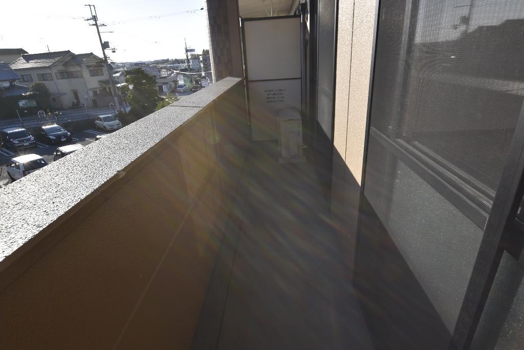 拡大写真：メゾンサクセス 2階201のベランダ