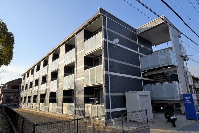 拡大写真：レオネクストエクレール北今市 3階304の外観写真（昼）