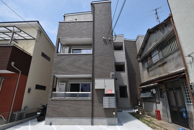 拡大写真：EIJU Koyama 103の外観写真（昼）