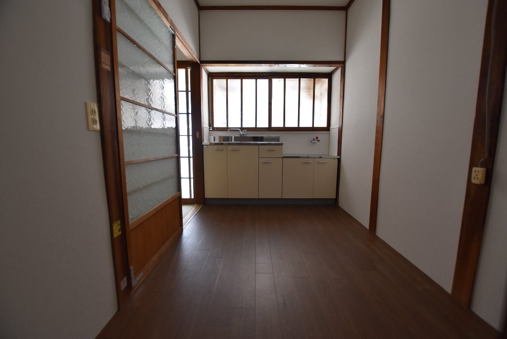 拡大写真：国分本町７丁目テラスハウス 1階2のキッチン