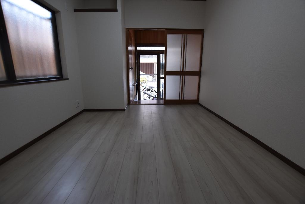 拡大写真：法善寺4丁目貸家 1の室内