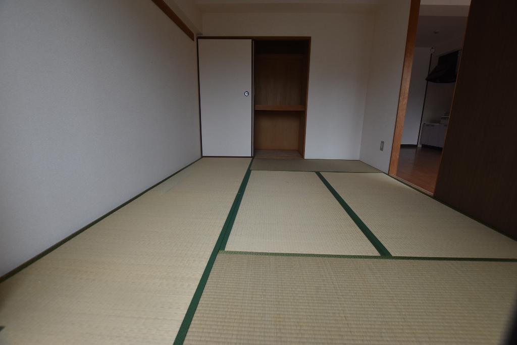 拡大写真：バンシャイン法善寺 201の室内