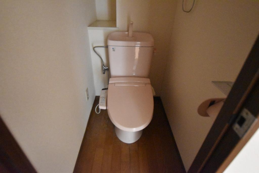 拡大写真：バンシャイン法善寺 201のトイレ