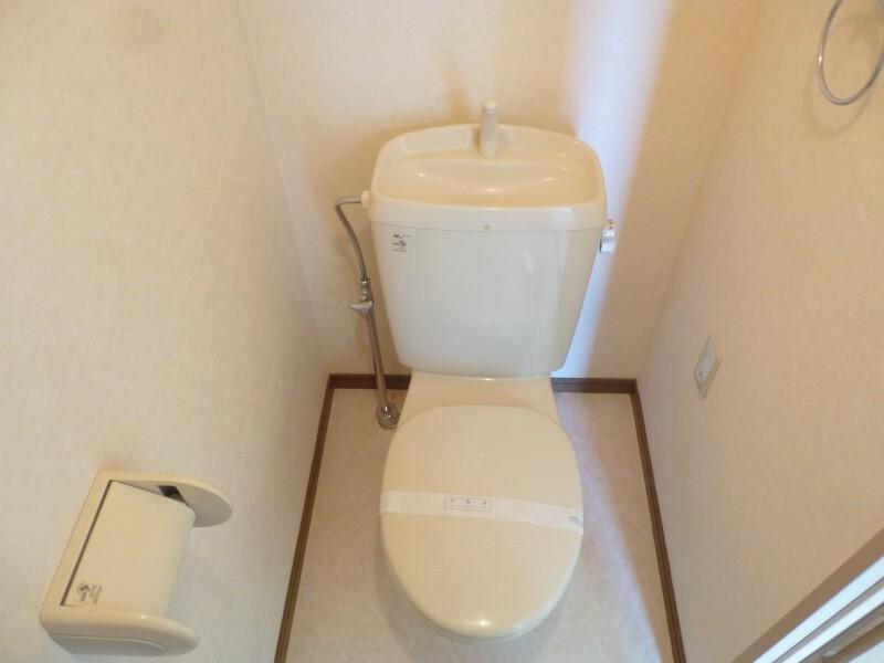 拡大写真：フォーシーズン 1階Cのトイレ