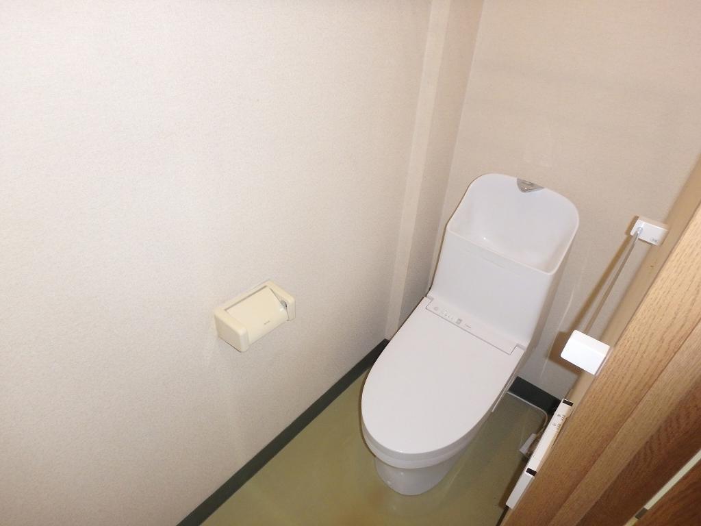 拡大写真:長屋大西テナント学校前 1階2のトイレ