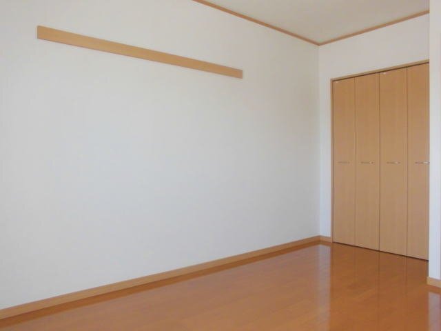 拡大写真：グランド・コスモ 9階906の洋室