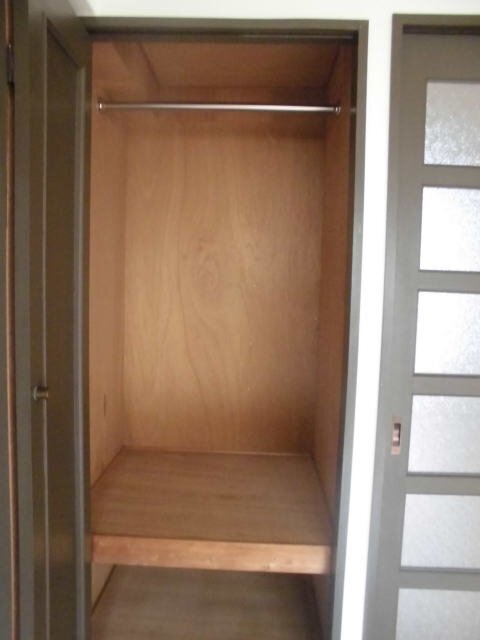 拡大写真：クレベール皇后崎 9階502のクローゼット