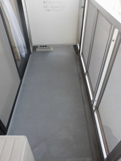 拡大写真：レオパレス エクレールＫ若松 2階207のベランダ