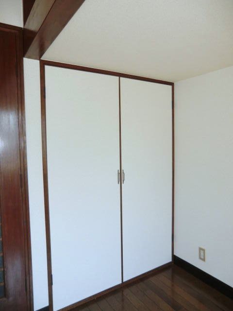 拡大写真：フレグランス伊藤 1階102の収納
