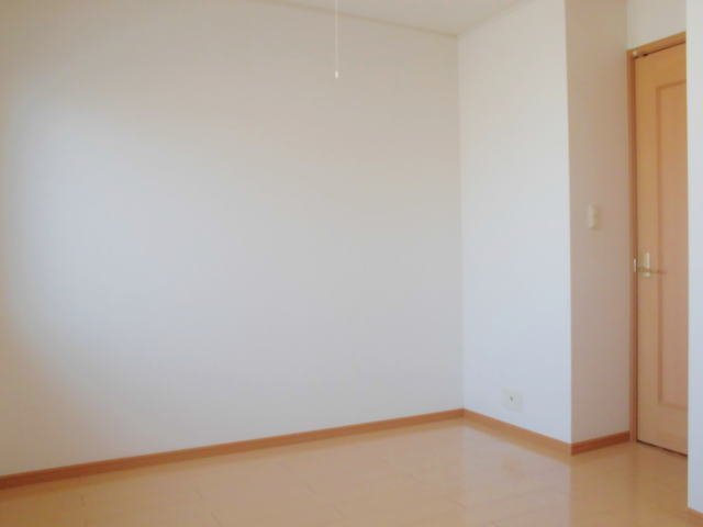 拡大写真：ランドコア木屋瀬 2階203の洋室