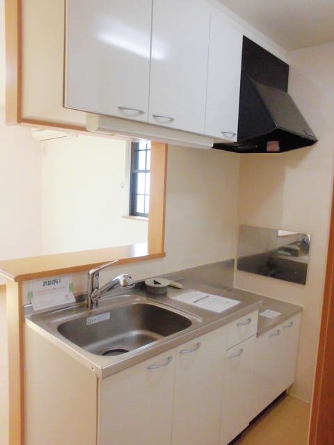 拡大写真：ランドコア木屋瀬 2階203のキッチン