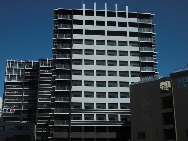 拡大写真：MDIプロスディブロ黒崎駅前 14階1402の外観写真（昼）