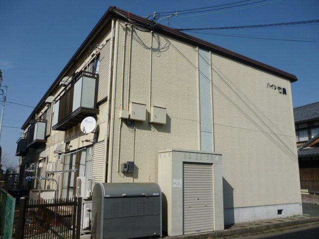 拡大写真:東近江市建部日吉町 2階202の外観写真(昼)