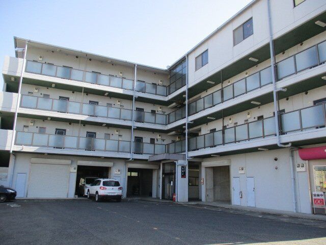 拡大写真：東近江市五個荘北町屋町 4階406の外観写真（昼）