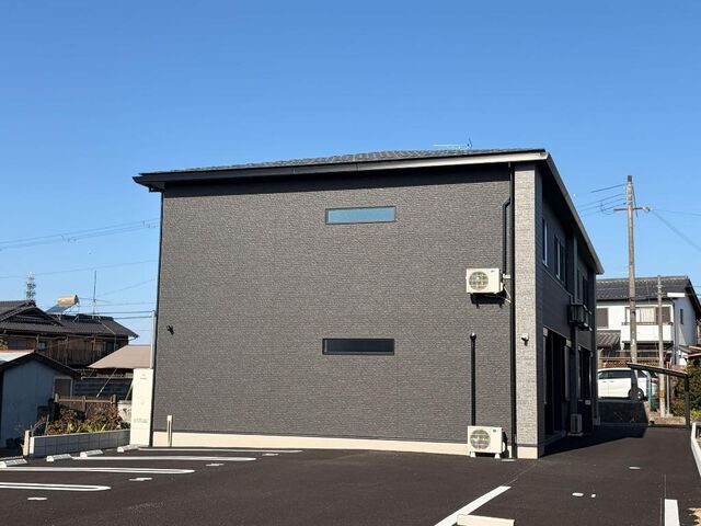 拡大写真:蒲生郡日野町大字大窪 2階202の外観写真(昼)