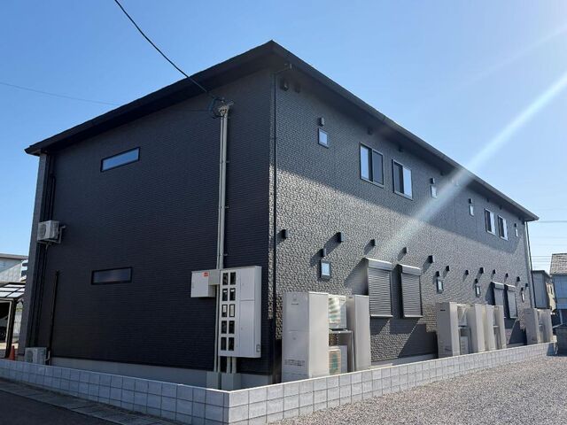 拡大写真:蒲生郡日野町大字大窪 2階202の外観写真(昼)