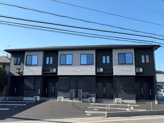 拡大写真：東近江市中野町 1階103の外観写真（昼）