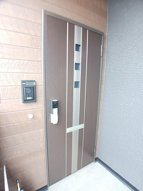 拡大写真:東近江市外町 2階202の玄関
